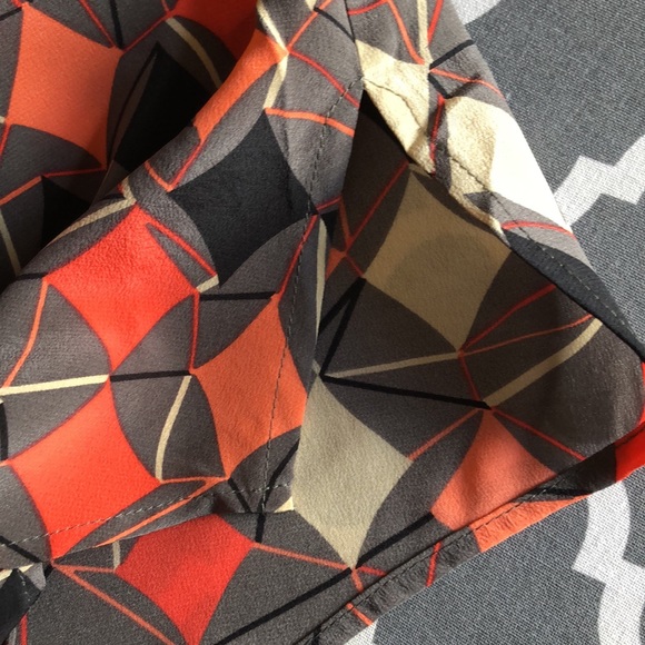 Plenty by Tracy Reese geometric print 100% silk top szM - Picture 10 of 12